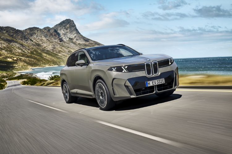 BMW iX5 