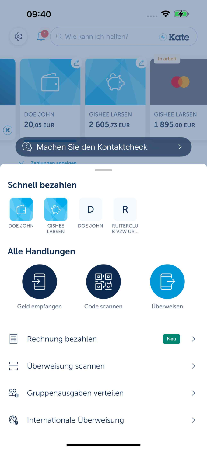 Tik in de app op de overschrijvingsknop op je startscherm en tik op 'Factuur scannen'.