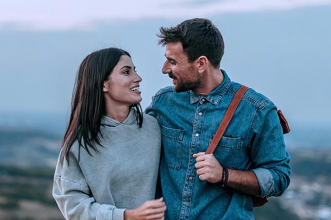 Illustration für die Seite über Pensionssparfonds: Junges Paar