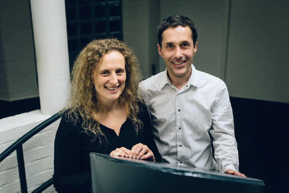 Heidi Rakels avec son compagnon Eric Lafortune, également ingénieur en informatique